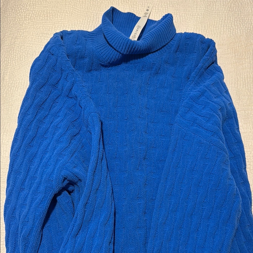 Lululemon blue Turtleneck Sweater